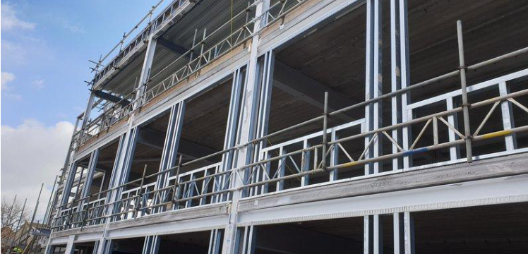 Structural framing system installed on multi-storey building showing SFS system construction as a faster alternative to traditional blockwork in construction.